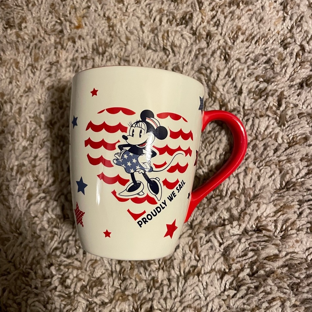 Disney Cruise Line Minnie Mouse Red and Cream Mug